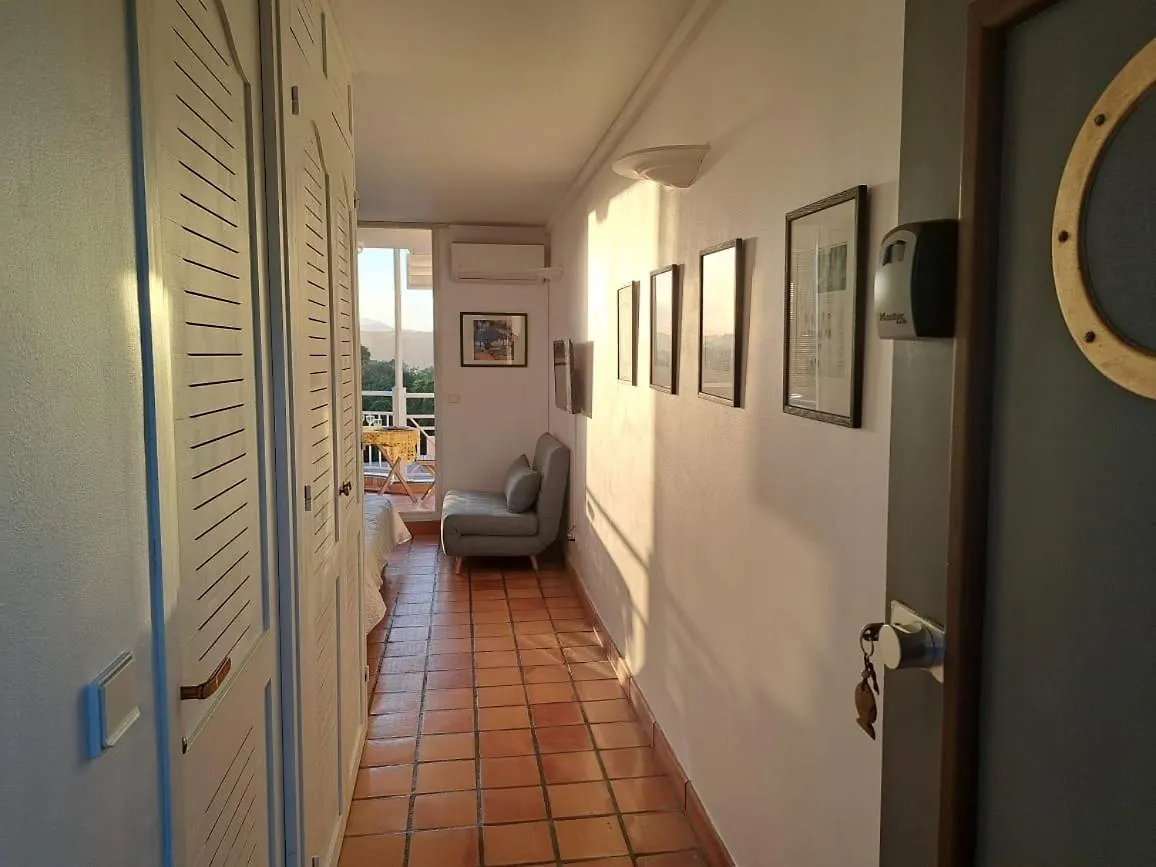 Appartement De La Baie, Vue Magnifique, Tartane 라 트리니테
